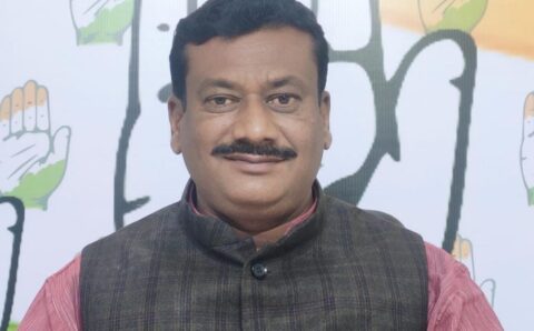 मोदी निर्मित है खाद का संकट, भाजपा सरकार बनने के बाद खाद की सब्सिडी में 80 हजार करोड़ से अधिक की हुई कटौती : कांग्रेस