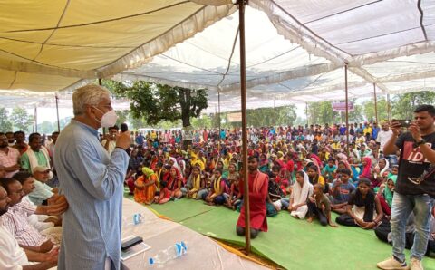पंचायत एवं ग्रामीण विकास मंत्री टी एस सिंहदेव आज अंबिकापुर दौरे के बीच पहुंचे हसदेव अरण्य आंदोलनकारियों और ग्रामीणों से मिलकर किया संवाद, सभी की राय जानकर विस्तृत चर्चा की…