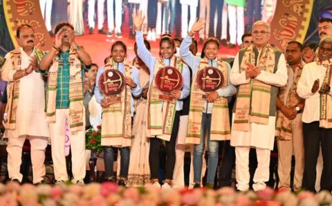 मुख्यमंत्री भूपेश बघेल झारखंड की राजधानी रांची में आयोजित जनजातीय महोत्सव में हुए शामिल