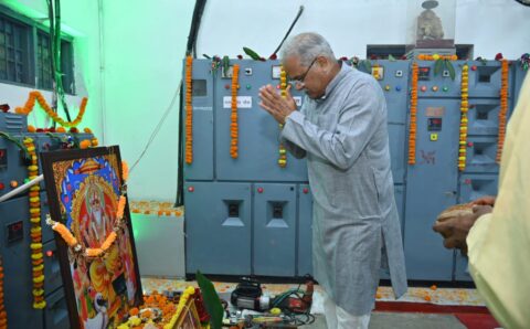 मुख्यमंत्री ने विश्वकर्मा जयंती पर पूजा अर्चना कर प्रदेश की सुख समृद्धि की कामना की