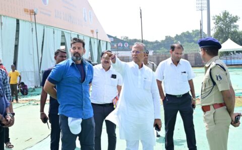 लोक निर्माण एवं पर्यटन मंत्री ताम्रध्वज साहू ने राज्योत्सव स्थल का दौरा कर तैयारियों का लिया जायजा