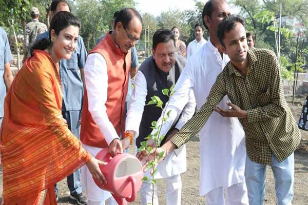 वट वृक्ष के समान हो सहकारिता का विस्तार – मुख्यमंत्री चौहान