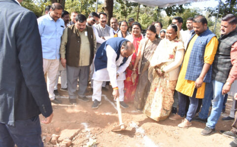 राजस्व मंत्री जयसिंह अग्रवाल ने सर्किट हाउस के निर्माण का किया शुभारंभ