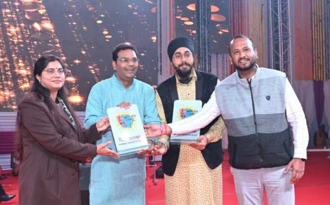 तातापानी महोत्सव के पहले दिन स्थानीय एवं आमंत्रित कलाकारों ने दी सांस्कृतिक कार्यक्रमों की प्रस्तुति