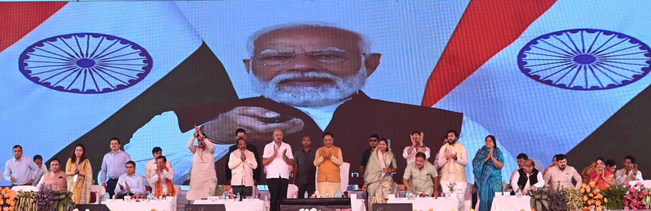 प्रधानमंत्री मोदी ने छत्तीसगढ़ की 70 लाख से अधिक महिलाओं को दी महतारी वंदन की राशि…