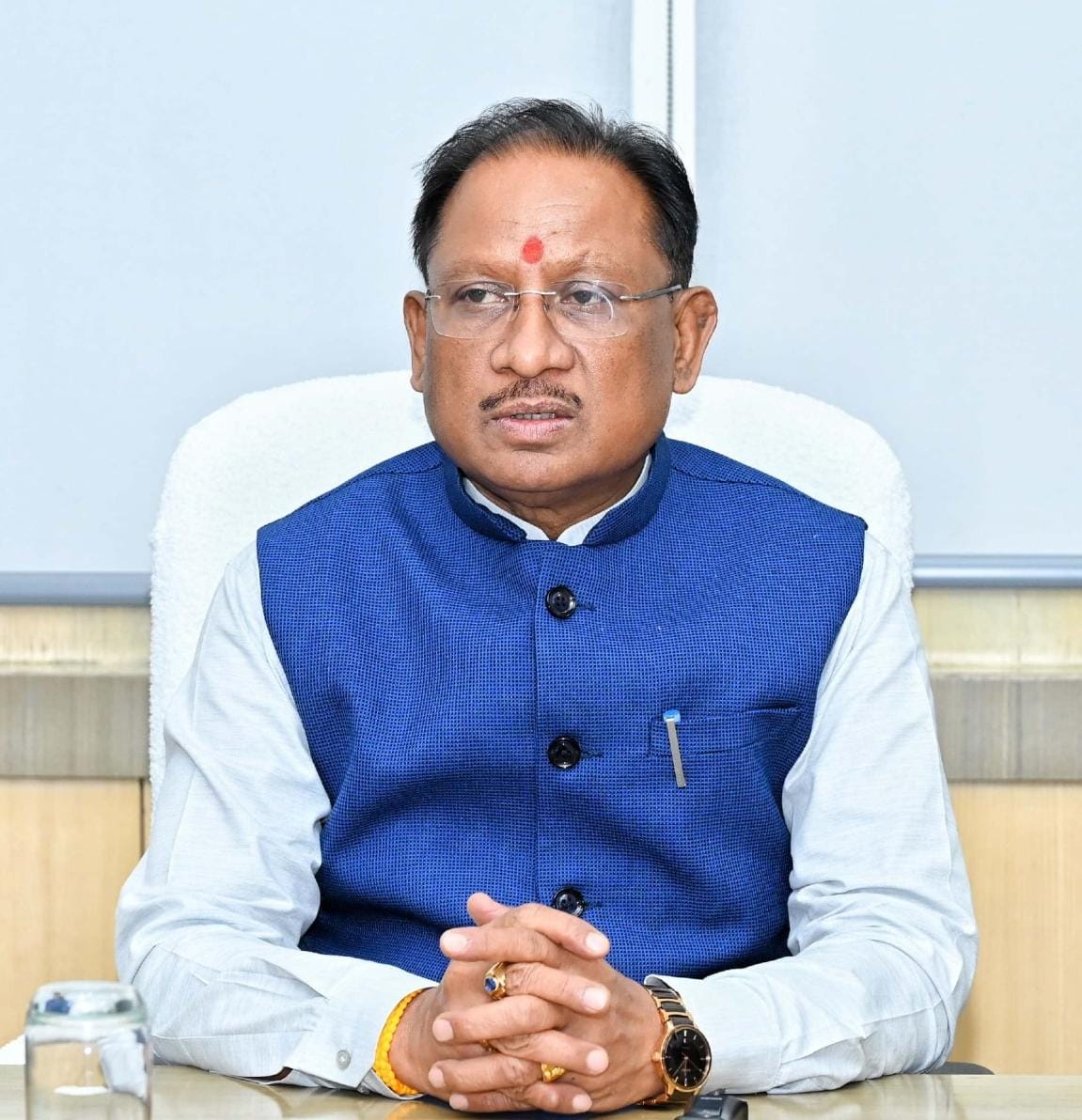 सीएम साय ने अवैध शराब बिक्री एवं परिवहन रोकने कड़ी कार्रवाई के दिए निर्देश, होटल, बार, क्लब सहित अन्य जगहों पर भी जांच की कही बात