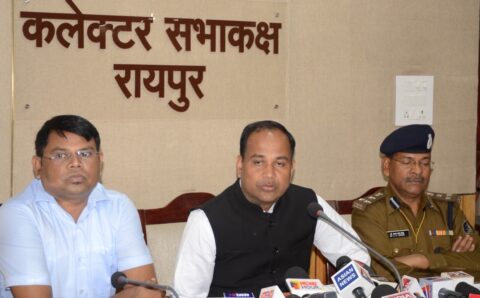 कलेक्टर डॉ गौरव ने आदर्श आचार संहिता पालन के दिए निर्देश, एसएसपी डॉ लाल उम्मेद ने कहा चुनावी रैली, जुलूस की सूचना थाने में देना है अनिवार्य