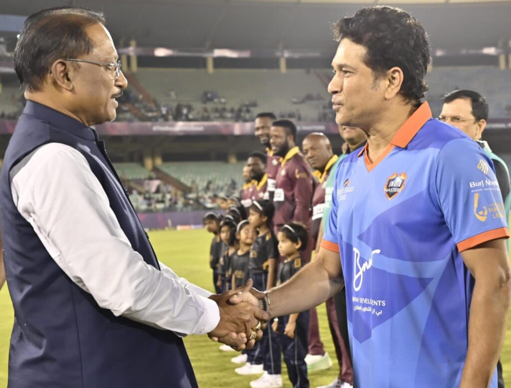 इंटरनेशनल मास्टर्स लीग टी-20 चैंपियनशिप का सीएम साय  ने किया शुभारंभ, सचिन-लारा-युवराज के चौके-छक्कों का आनंद लेने उमड़े क्रिकेट प्रेमी