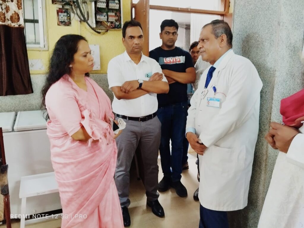 आयुक्त चिकित्सा शिक्षा शिखा राजपूत ने अम्बेडकर अस्पताल का किया निरीक्षण