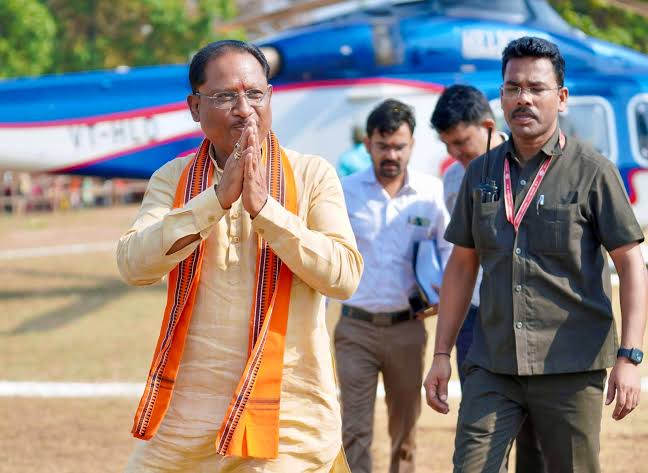 प्रदेशव्यापी सुशासन तिहार का तीसरा चरण, सीएम साय हेलीकॉप्टर से किसी भी गांव में पहुँचकर लगाएंगे चौपाल, जनता से करेंगे सीधा संवाद