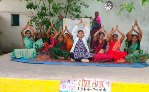 योग दिवस पर शुरू हुआ “योग एवं वेलनेस सप्ताह”: बच्चों और महिलाओं ने बढ़-चढ़कर लिया हिस्सा
