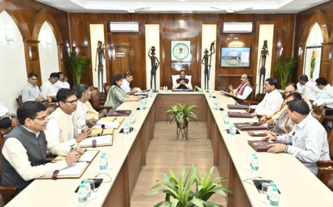 कैबिनेट बैठक के 8 बड़े फैसले: शहीदों को सम्मान, छात्रों को अवसर, ऊर्जा को बढ़ावा!