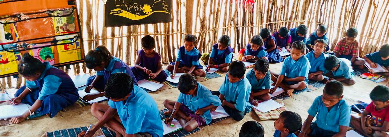 माओवाद प्रभावित सुरपनगुड़ा में युक्तिकरण से जगी शिक्षा की नई उम्मीद