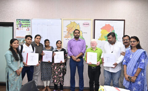 दृष्टिबाधित भी अब पढ़ सकेंगे शासन की योजनाएं…