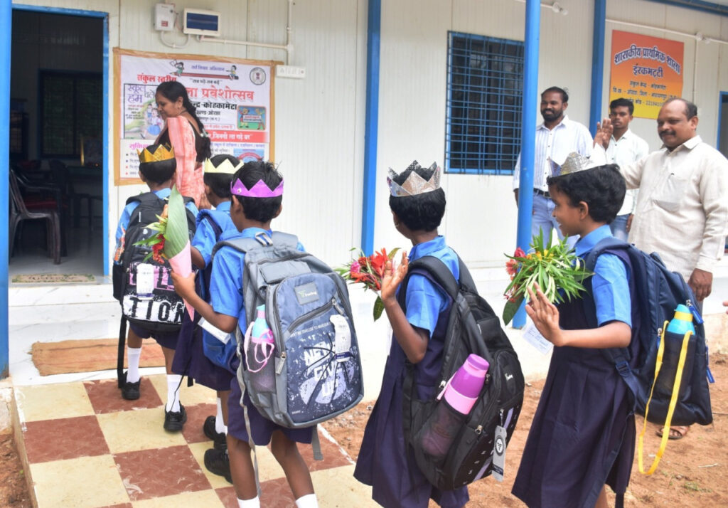 खामोश स्कूल में फिर गूंजे अक्षर, ईरकभट्टी में फिर से चला ज्ञान का दीप, बच्चों की आँखों में दिखी उम्मीद की किरण