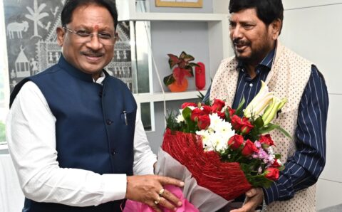 मुख्यमंत्री विष्णु देव साय से केंद्रीय राज्यमंत्री रामदास अठावले ने की मुलाकात, कहा-