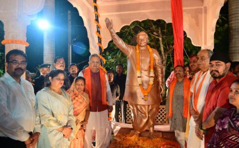 विधानसभा अध्यक्ष ने भारत रत्न अटल बिहारी वाजपेयी की पुण्यतिथि पर अटल परिसर का किया लोकार्पण