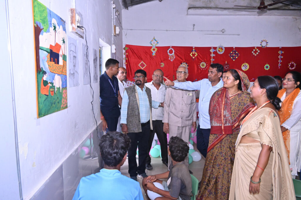 विशेष बच्चों की शिक्षा और संस्कार समाज के लिए प्रेरणास्रोत: मंत्री लक्ष्मी राजवाड़े