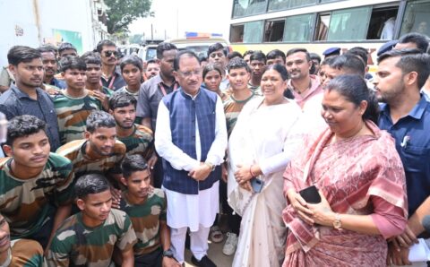 मुख्यमंत्री साय से 26 अग्निवीरों ने की सौजन्य मुलाकात