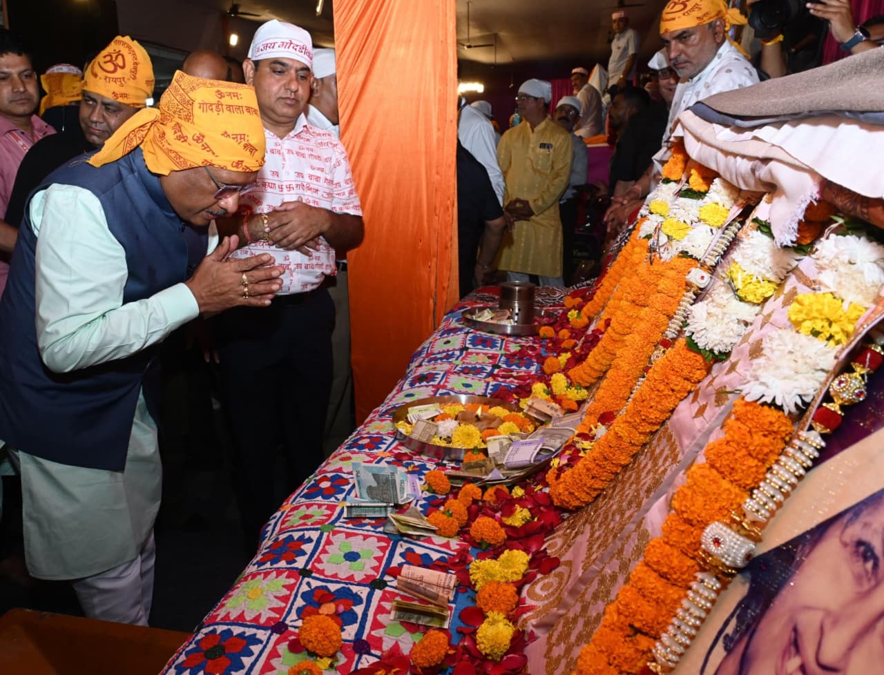 मुख्यमंत्री साय संत बाबा हरदास राम साहिब जी की बरसी महोत्सव में हुए शामिल