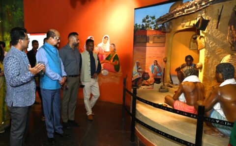 राज्यपाल रमेन डेका ने भव्य जनजातीय संग्रहालय का लिया जायजा