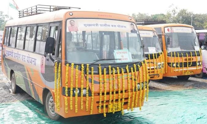 केंद्रीय गृह मंत्री शाह ने मुख्यमंत्री ग्रामीण बस योजना का किया शुभारंभ