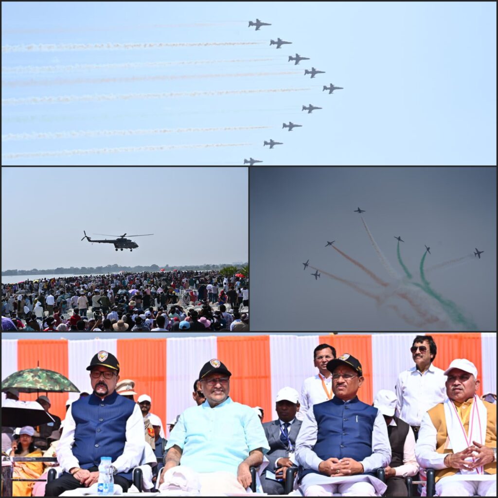 राज्योत्सव पर वायु सेना की टीम का रोमांचक एयर शो, सेंध जलाशय के ऊपर आसमां में गूंजा ‘जय जोहार’ और ‘छत्तीसगढ़िया सबले बढ़िया’