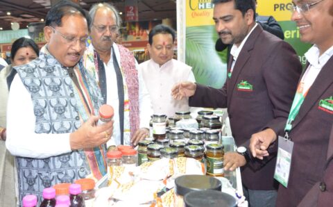 अंतरराष्ट्रीय व्यापार मेले में मुख्यमंत्री ने छत्तीसगढ़ पेवेलियन का किया अवलोकन