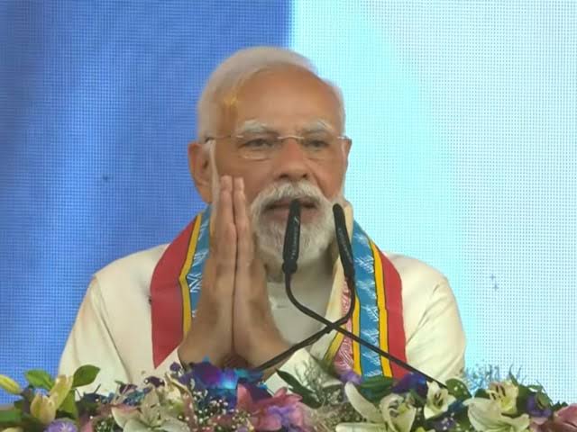 प्रधानमंत्री ने छत्तीसगढ़ राज्य स्थापना दिवस के अवसर पर शुभकामनाएँ दीं