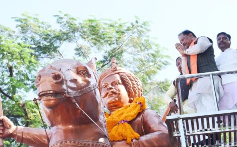 मुख्यमंत्री साय ने शहीद वीर नारायण सिंह के त्याग और संघर्ष का स्मरण किया