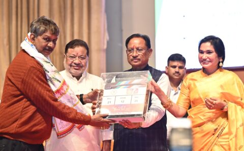 मुख्यमंत्री साय रजत जयंती पर ‘छत्तीसगढ़ी फिल्मों के सफर’ कार्यक्रम में हुए शामिल