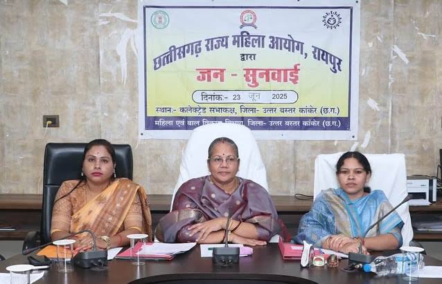 छत्तीसगढ़ राज्य महिला आयोग की सदस्य श्रीमती लक्ष्मी वर्मा ने किया सखी वन स्टॉप सेंटर का निरीक्षण