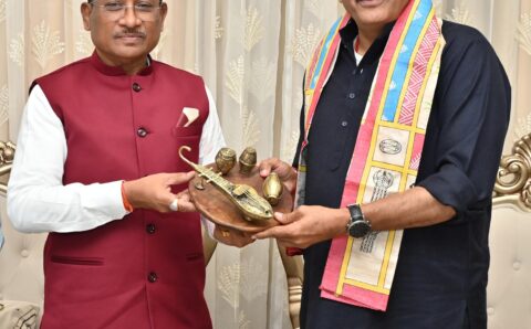 केंद्रीय पर्यटन एवं संस्कृति मंत्री गजेन्द्र सिंह शेखावत ने मुख्यमंत्री साय से की सौजन्य भेंट