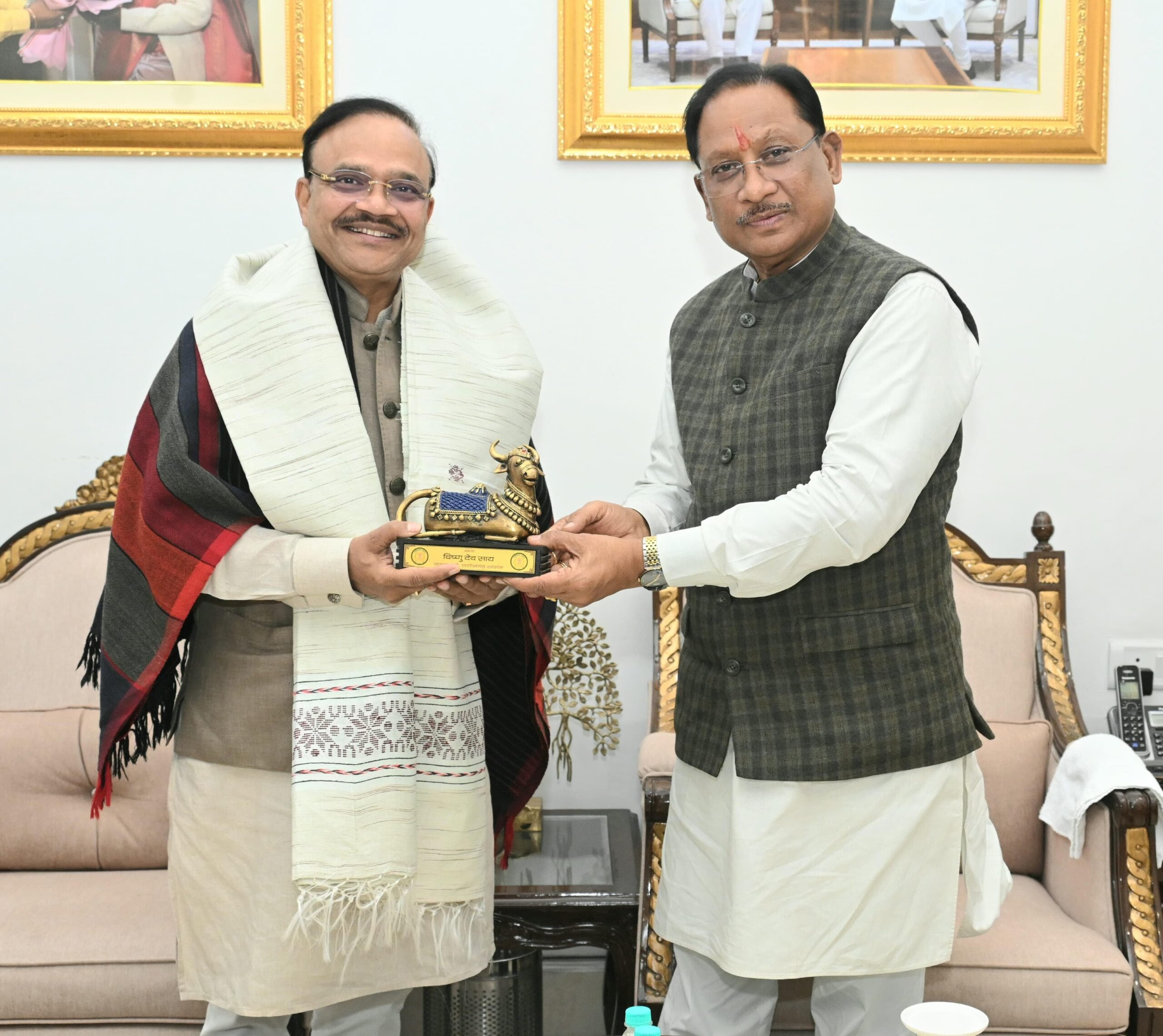 मुख्यमंत्री साय से भारत स्काउट एवं गाइड्स के राष्ट्रीय अध्यक्ष डॉ. अनिल जैन ने की सौजन्य मुलाकात