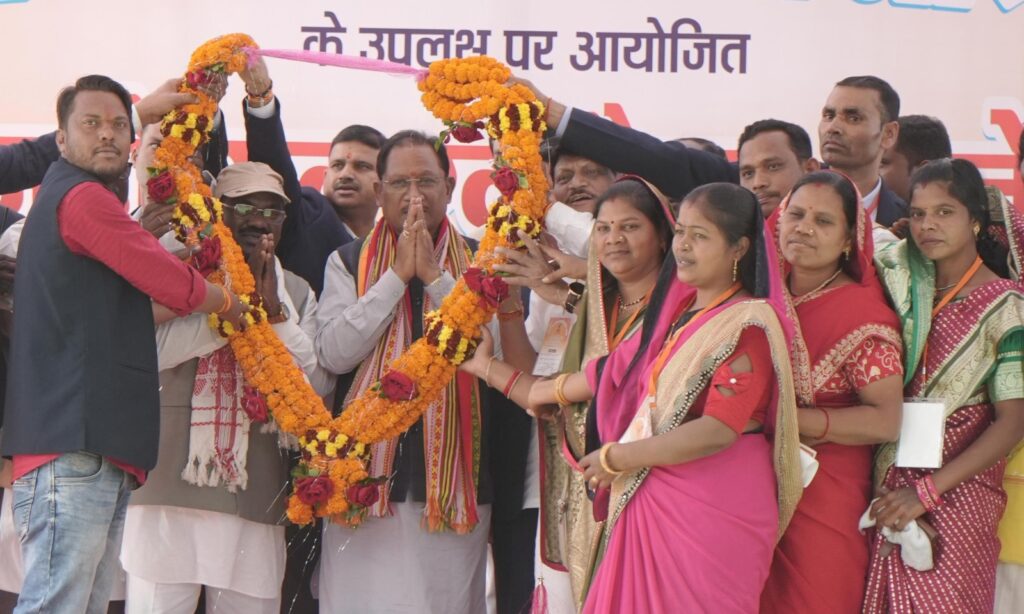 जनजातीय क्षेत्रों के समग्र विकास के लक्ष्य के साथ आगे बढ़ रही है सरकार : मुख्यमंत्रील साय