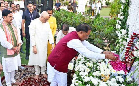 मुख्यमंत्री साय ने कुसुम सिन्हा को दी श्रद्धांजलि