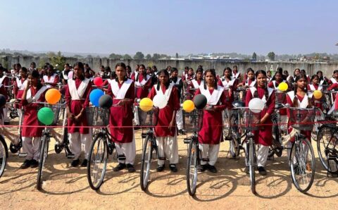 सरस्वती साइकिल योजना और बेटी बचाओ-बेटी पढ़ाओ से सशक्त हो रहीं बेटियां