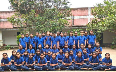 तोषगांव प्री मैट्रिक आदिवासी कन्या छात्रावास में छात्राओं को सुरक्षित आवास के साथ मिल रहा सकारात्मक वातावरण