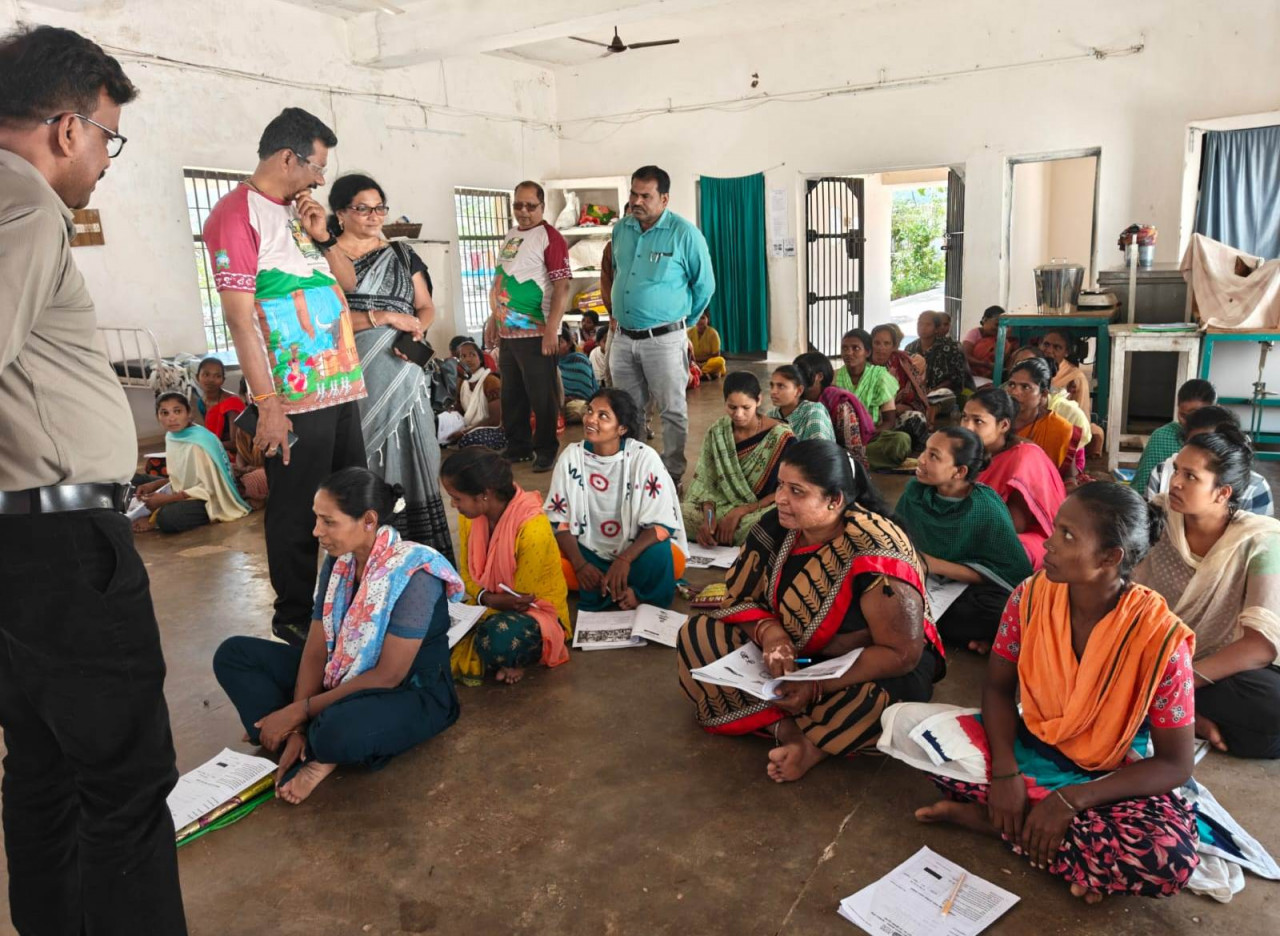 हथियार छोड़ शिक्षा की राह पर बढ़ रहे पुनर्वासित युवा, उल्लास महापरीक्षा में 28 युवा हुए शामिल