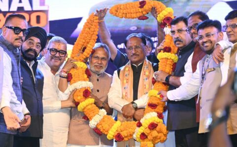 मुख्यमंत्री साय कंफेडरेशन ऑफ ऑल इंडिया ट्रेडर्स (कैट) द्वारा आयोजित नेशनल ट्रेड एक्सपो 2026 के समापन समारोह में हुए शामिल