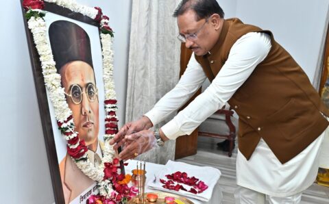 वीर सावरकर की पुण्यतिथि पर मुख्यमंत्री साय ने अर्पित की श्रद्धांजलि