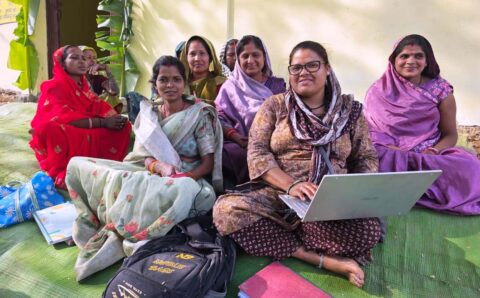 बैंक सखी बन आशा एक्का ने लिखी आत्मनिर्भरता की नई इबारत, 5 करोड़ से अधिक का किया ट्रांजेक्शन