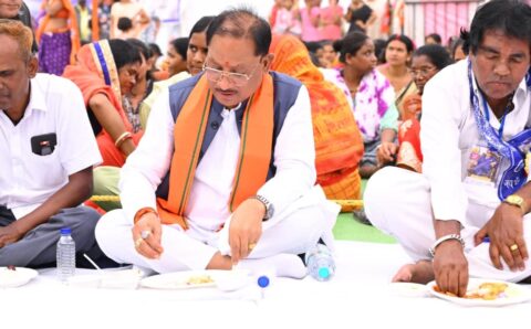 समरसता भोज में शामिल हुए मुख्यमंत्री साय